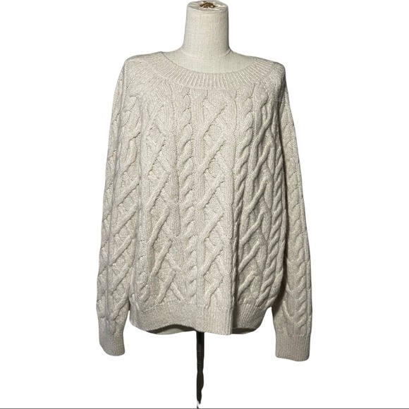 Vince ivory long sleeve chunky cable knit sweater. L - Picture 3 of 7